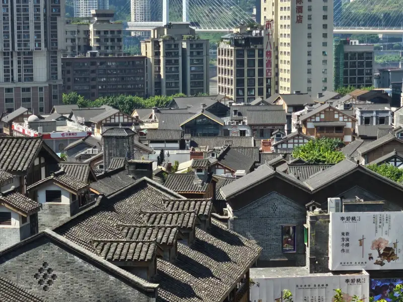 南京图南教育咨询与本地培训机构的服务模式对比分析