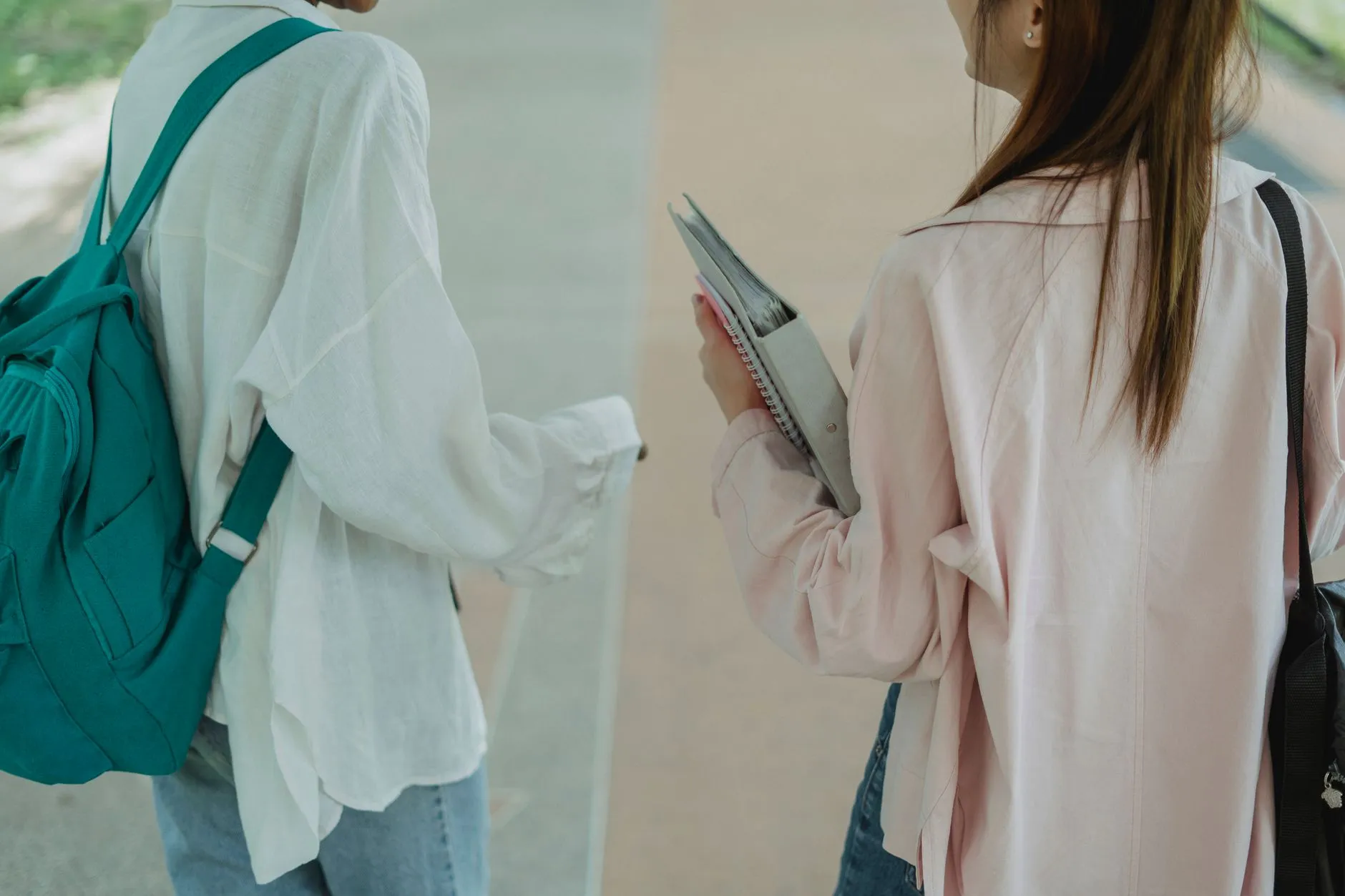 教育咨询行业数字化转型趋势下的技术应用与服务升级