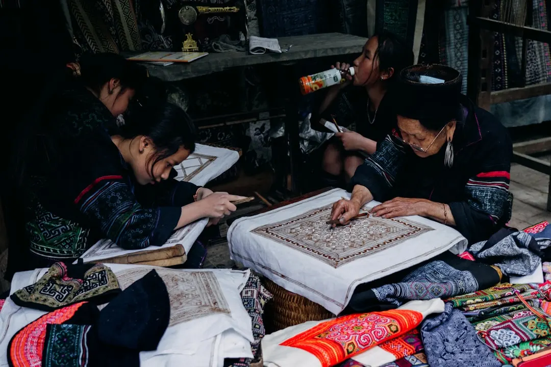 南京图南教育咨询与本地培训机构的服务模式对比分析